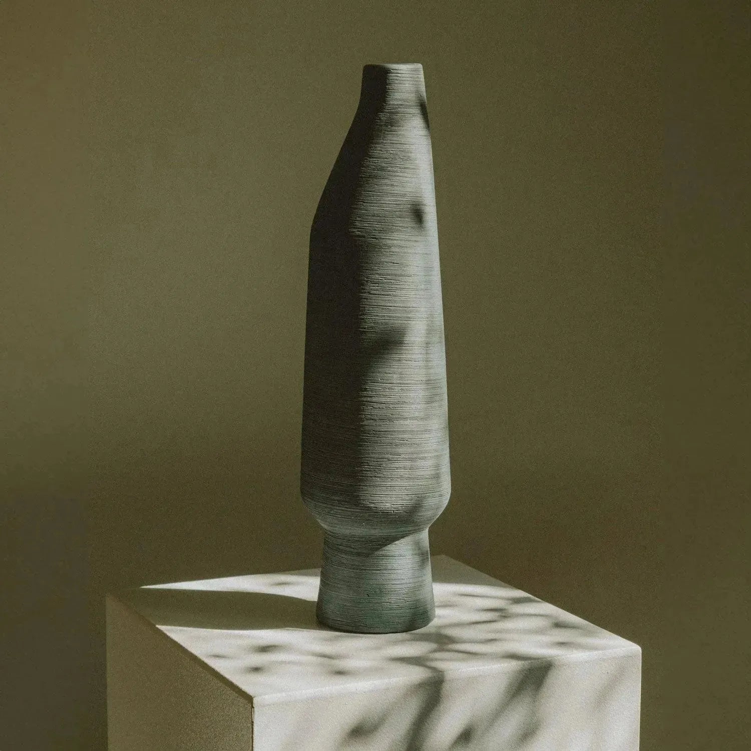 The Grass Is Greener Vase | Greener - NorDecor